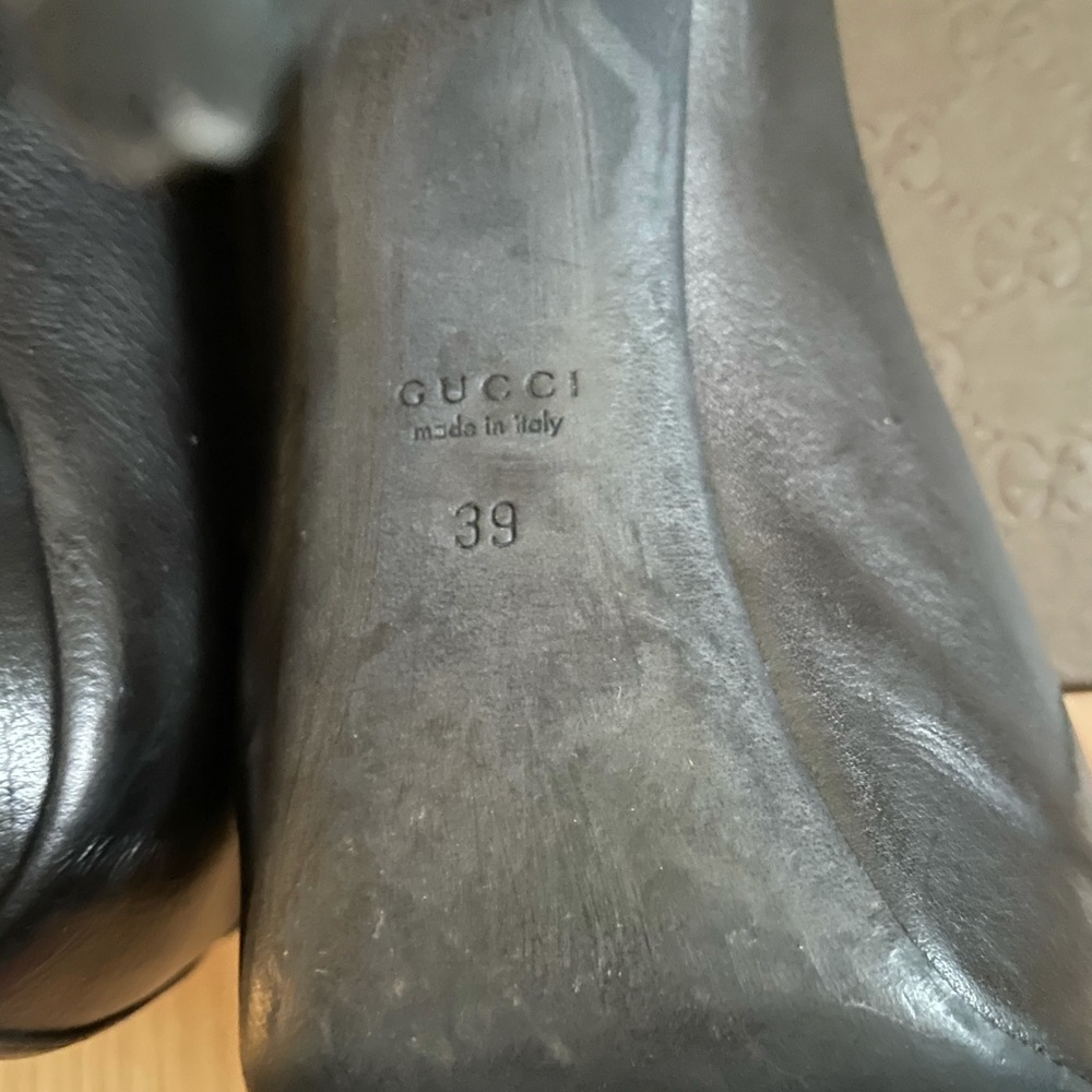 Gucci Heels - Picture 4 of 4